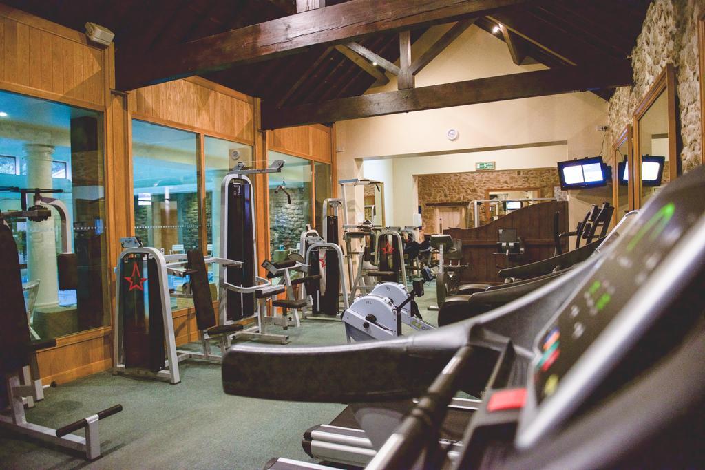 Tre-Ysgawen Hall & Spa Ллангефни Экстерьер фото